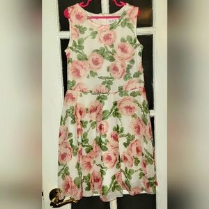 Children's Place Girls Lovely Rose dress, size 10